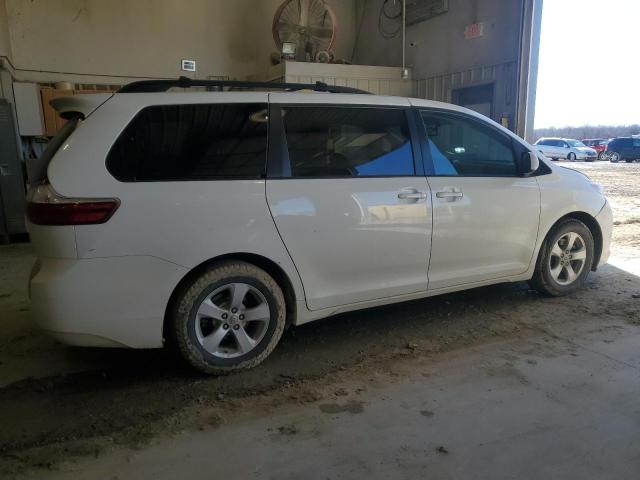 Photo 3 from auction – 2017 TOYOTA SIENNA LE with VIN 5TDKZ3DC6HS860045