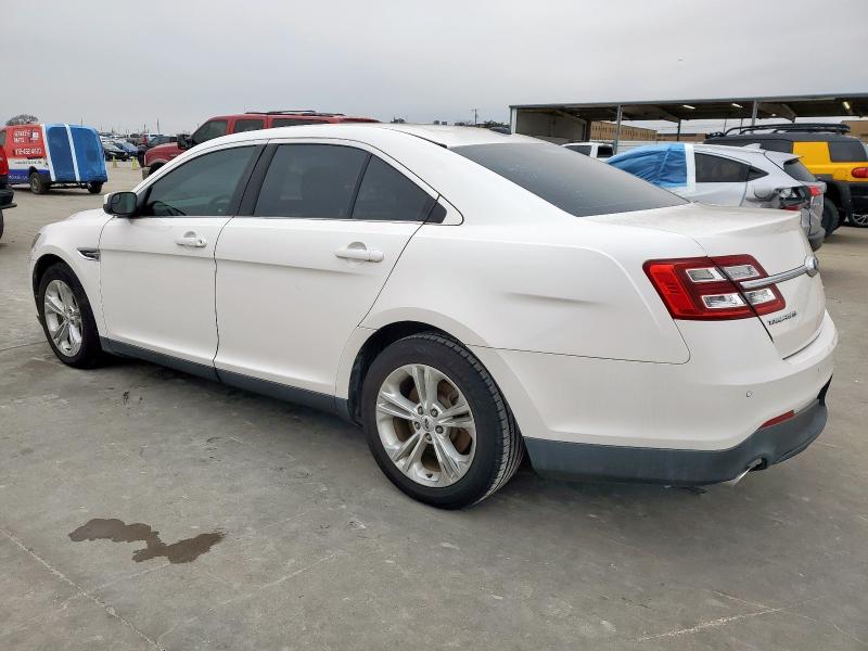 Photo 2 from auction – 2015 FORD TAURUS SEL with VIN 1FAHP2E85FG148868