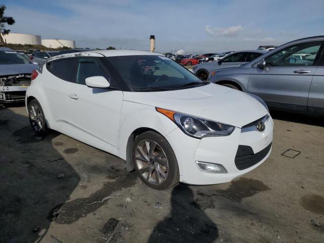 Photo 4 from auction – 2017 HYUNDAI VELOSTER with VIN KMHTC6AD5HU315224