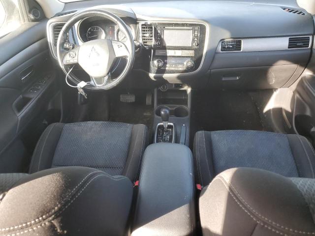 Photo 8 from auction – 2016 MITSUBISHI OUTLANDER with VIN JA4AD3A3XGZ011686