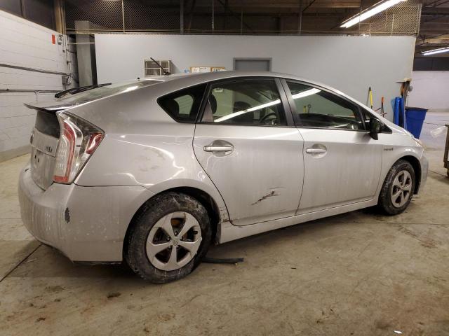 Photo 3 from auction – 2013 TOYOTA PRIUS with VIN JTDKN3DU5D1630878