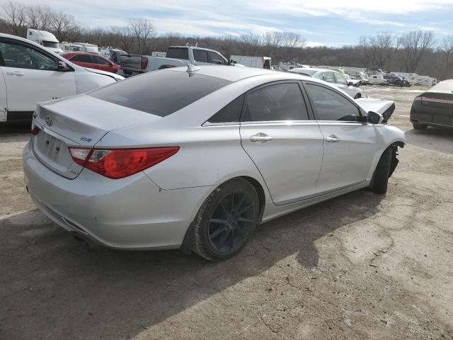 Photo 3 from auction – 2013 HYUNDAI SONATA SE with VIN 5NPEC4AB4DH628169