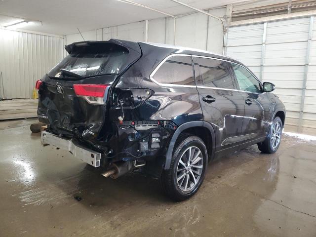 Photo 3 from auction – 2019 TOYOTA HIGHLANDER with VIN 5TDJZRFH7KS624972