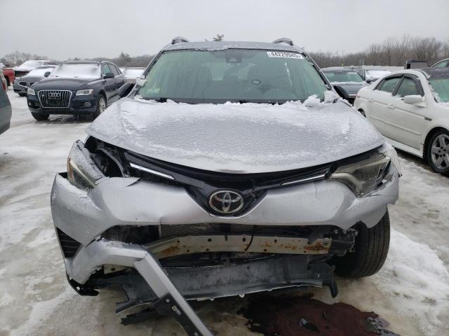 Photo 5 from auction – 2017 TOYOTA RAV4 LE with VIN 2T3BFREV9HW604010