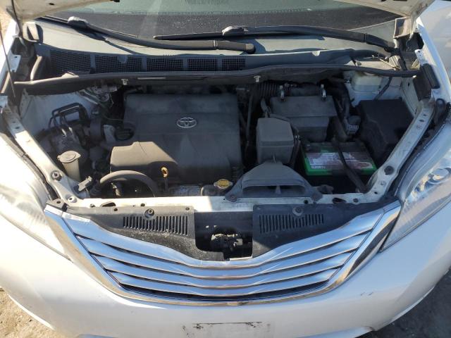 Photo 12 from auction – 2011 TOYOTA SIENNA XLE with VIN 5TDYK3DC7BS126116