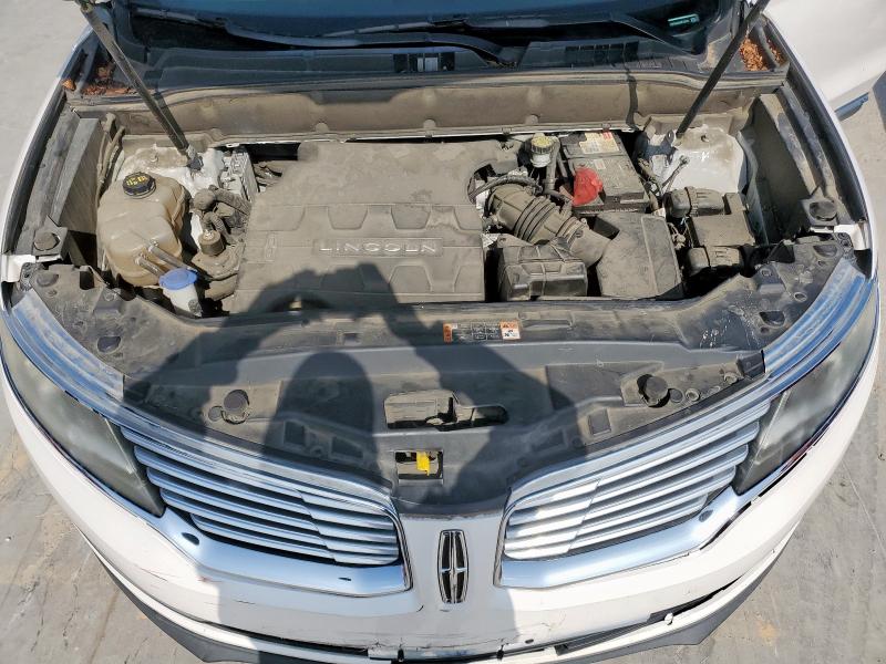 Photo 12 from auction – 2017 LINCOLN MKX PREMIE with VIN 2LMPJ6JR6HBL33180