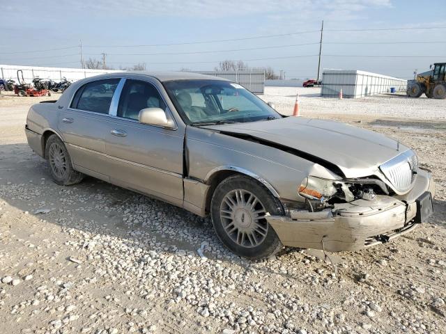 Photo 4 from auction – 2010 LINCOLN TOWN CAR S with VIN 2LNBL8CV3AX620796