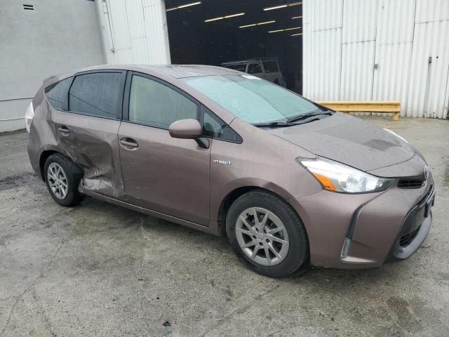Photo 4 from auction – 2017 TOYOTA PRIUS V with VIN JTDZN3EU5HJ066071