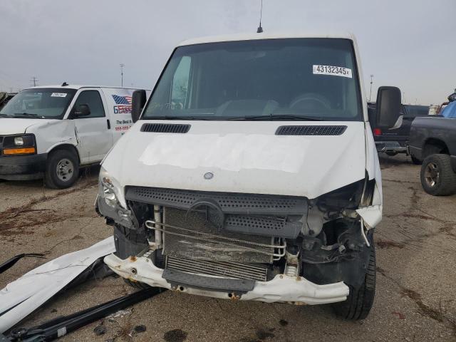 Photo 5 from auction – 2014 MERCEDES-BENZ SPRINTER 2 with VIN WD3PE7CC3E5834850