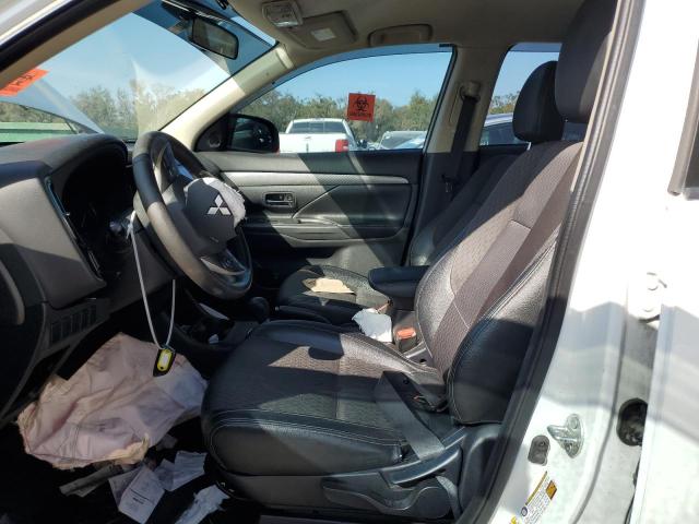 Photo 7 from auction – 2015 MITSUBISHI OUTLANDER with VIN JA4AD3A34FZ012010