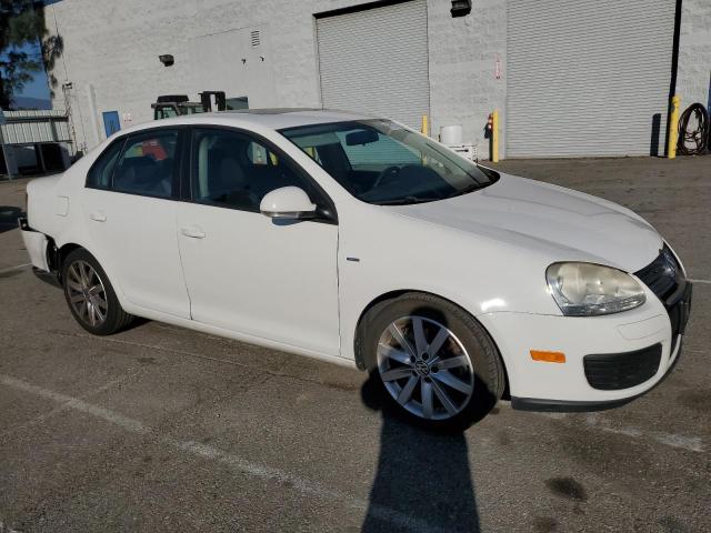 Photo 4 from auction – 2010 VOLKSWAGEN JETTA WOLF with VIN 3VWRA7AJ1AM050485