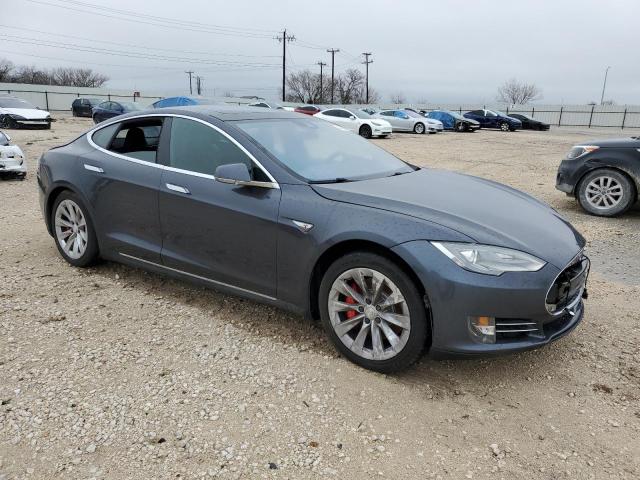 Снимка 4 от търг – 2015 TESLA MODEL S с VIN 5YJSA1E42FF102885
