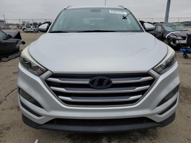 Photo 5 from auction – 2017 HYUNDAI TUCSON LIM with VIN KM8J3CA44HU268581