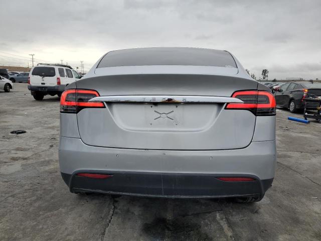 Photo 6 from auction – 2016 TESLA MODEL X with VIN 5YJXCBE43GF006643