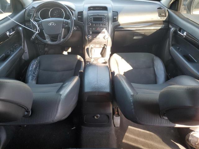 Photo 8 from auction – 2011 KIA SORENTO EX with VIN 5XYKU4A21BG022056