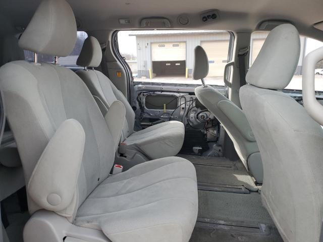 Photo 11 from auction – 2012 TOYOTA SIENNA BAS with VIN 5TDKA3DC3CS009563