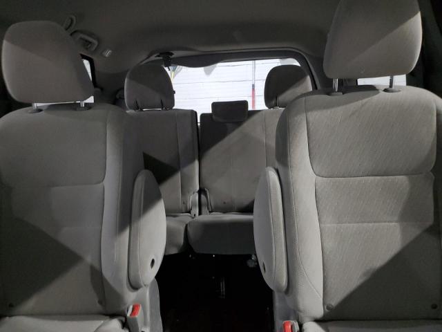 Photo 10 from auction – 2016 TOYOTA SIENNA LE with VIN 5TDJK3DC8GS133889