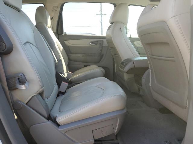 Photo 11 from auction – 2017 CHEVROLET TRAVERSE L with VIN 1GNKRHKD5HJ117261