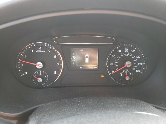 Photo 9 from auction – 2016 KIA SORENTO LX with VIN 5XYPGDA31GG110182