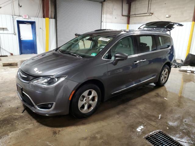 CHRYSLER PACIFICA T 2017 with VIN 2C4RC1EG4HR521086 - Photo from auction