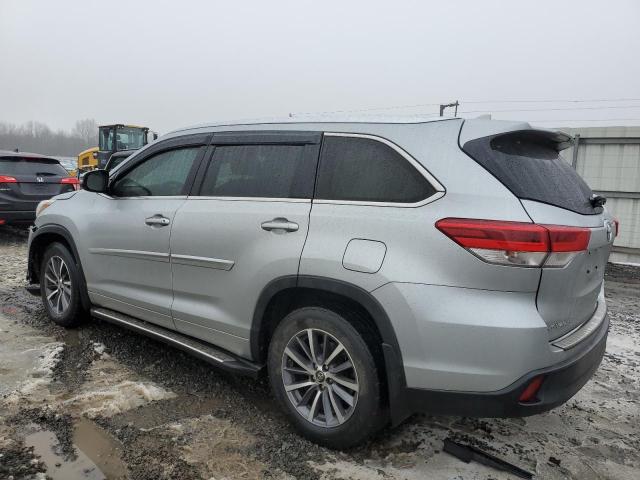 Photo 2 from auction – 2017 TOYOTA HIGHLANDER with VIN 5TDJZRFH6HS378408
