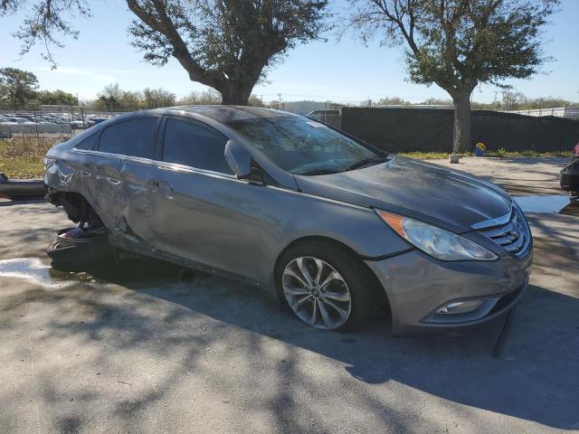 Photo 4 from auction – 2013 HYUNDAI SONATA SE with VIN 5NPEC4AB3DH764910