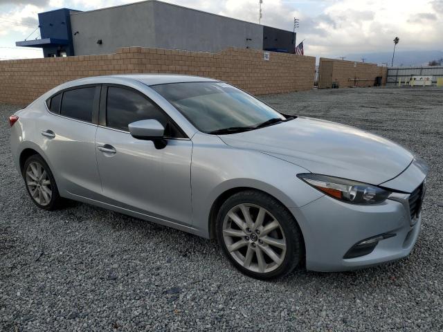 Photo 4 from auction – 2017 MAZDA 3 TOURING with VIN JM1BN1V7XH1104734
