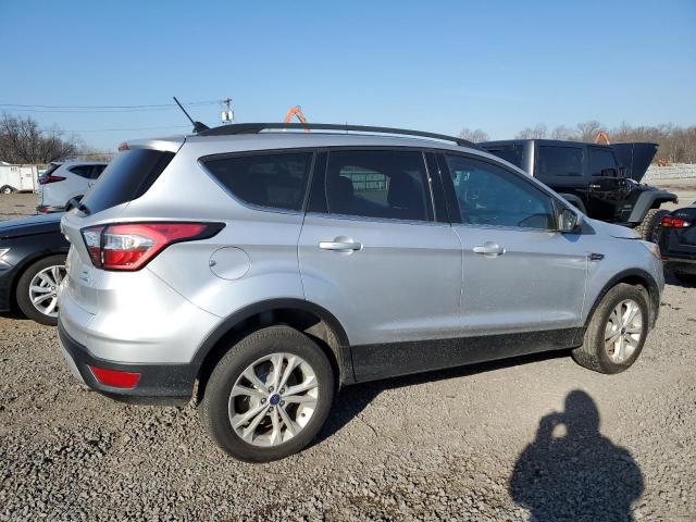 Photo 3 from auction – 2018 FORD ESCAPE SE with VIN 1FMCU9GD6JUB29350