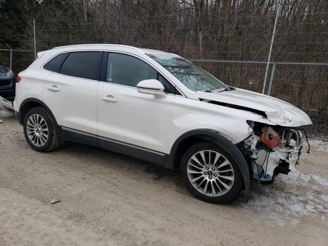 Photo 4 from auction – 2016 LINCOLN MKC RESERV with VIN 5LMCJ3D90GUJ30005