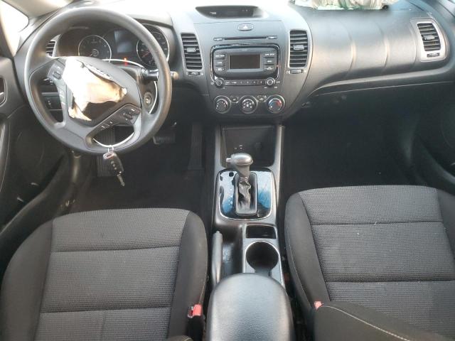 Photo 8 from auction – 2017 KIA FORTE LX with VIN 3KPFK4A71HE111229