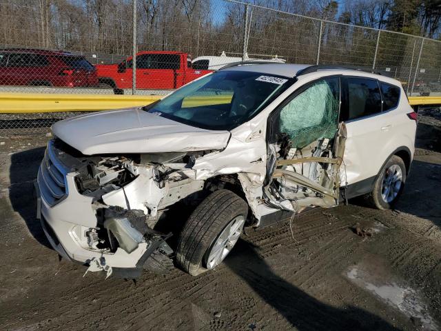 FORD ESCAPE SE 2017 with VIN 1FMCU0GDXHUD05368 - Photo from auction