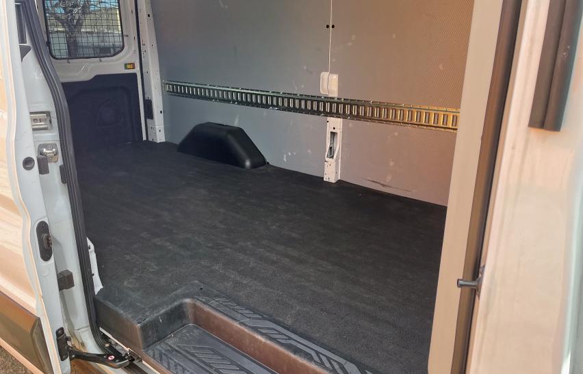 Photo 6 from auction – 2022 FORD TRANSIT T- with VIN 1FTYE1C86NKA01046