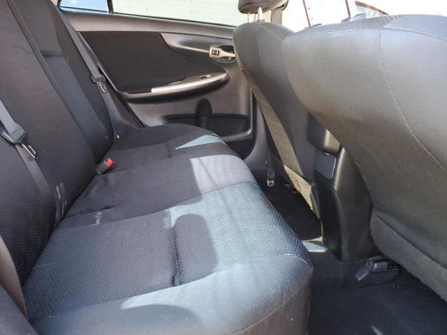 Снимка 10 от търг – 2010 TOYOTA COROLLA с VIN 2T1BU4EE6AC444015