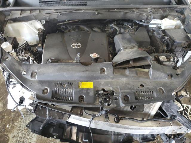 Photo 12 from auction – 2018 TOYOTA HIGHLANDER with VIN 5TDJZRFH1JS552018