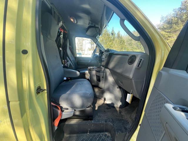 Photo 5 from auction – 2019 FORD ECONOLINE with VIN 1FDXE4FS5KDC52270