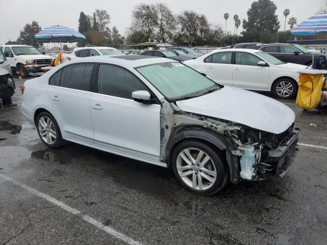 Photo 4 from auction – 2017 VOLKSWAGEN JETTA SEL with VIN 3VWL17AJ8HM292447
