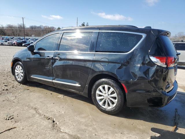 Photo 2 from auction – 2017 CHRYSLER PACIFICA T with VIN 2C4RC1BG4HR530262