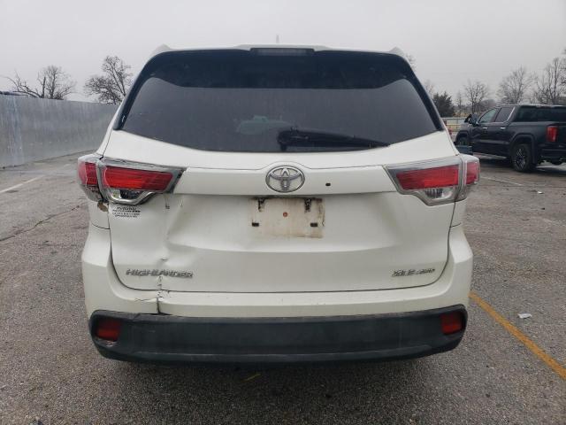 Photo 6 from auction – 2016 TOYOTA HIGHLANDER with VIN 5TDJKRFH1GS505603