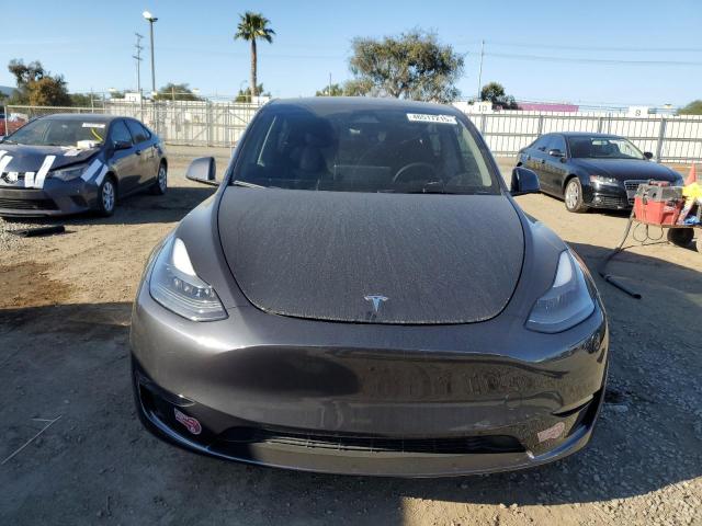 Снимка 5 от търг – 2024 TESLA MODEL Y с VIN 7SAYGAEE0RF023501