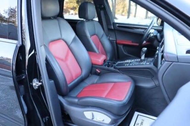 Photo 5 from auction – 2021 PORSCHE MACAN with VIN WP1AA2A57MLB01823