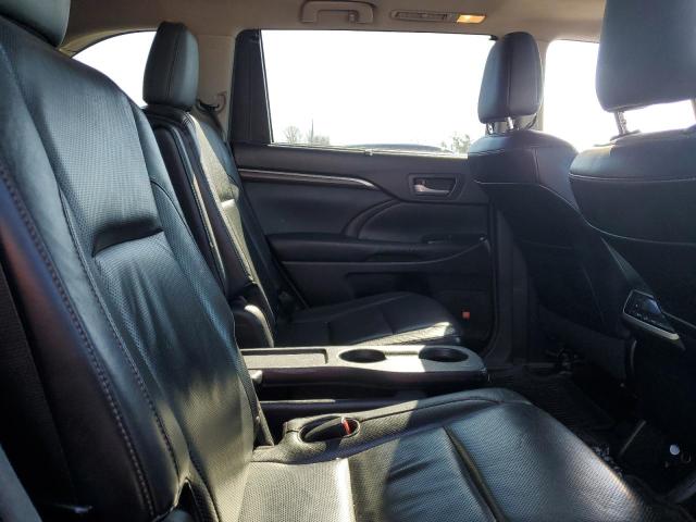 Photo 11 from auction – 2015 TOYOTA HIGHLANDER with VIN 5TDDKRFH3FS075763