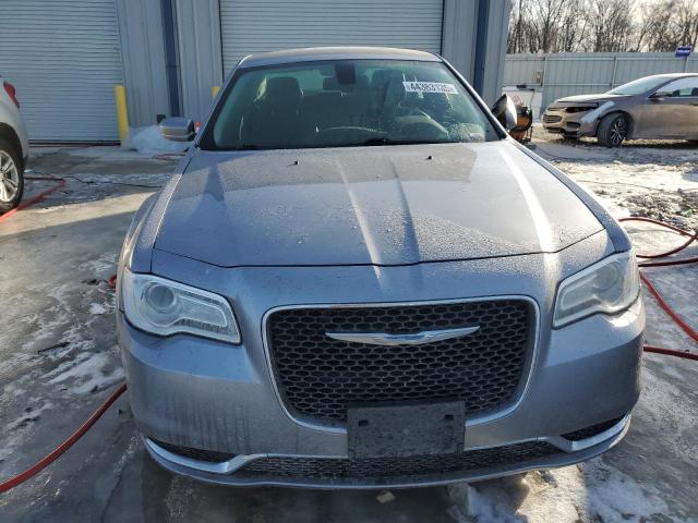 Photo 5 from auction – 2015 CHRYSLER 300 LIMITE with VIN 2C3CCAAGXFH828636