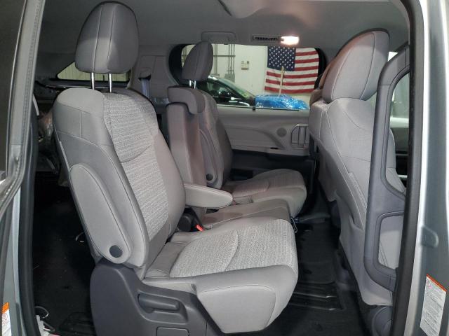 Photo 11 from auction – 2021 TOYOTA SIENNA LE with VIN 5TDKRKEC5MS013486
