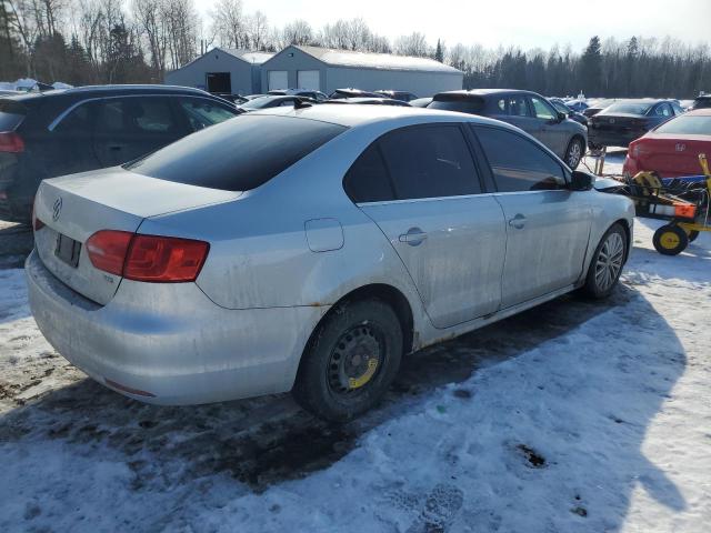 Photo 3 from auction – 2011 VOLKSWAGEN JETTA TDI with VIN 3VWLL7AJ0BM102402