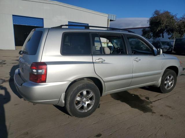 Photo 3 from auction – 2005 TOYOTA HIGHLANDER with VIN JTEHP21AX50067659