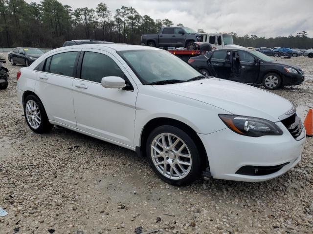Photo 4 from auction – 2013 CHRYSLER 200 TOURIN with VIN 1C3CCBBB2DN654834