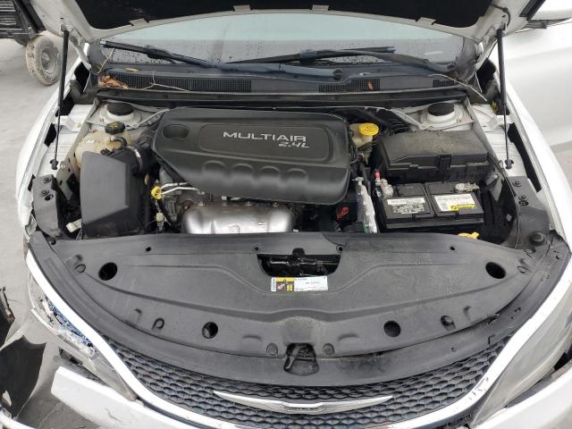 Photo 11 from auction – 2015 CHRYSLER 200 LIMITE with VIN 1C3CCCAB2FN646050