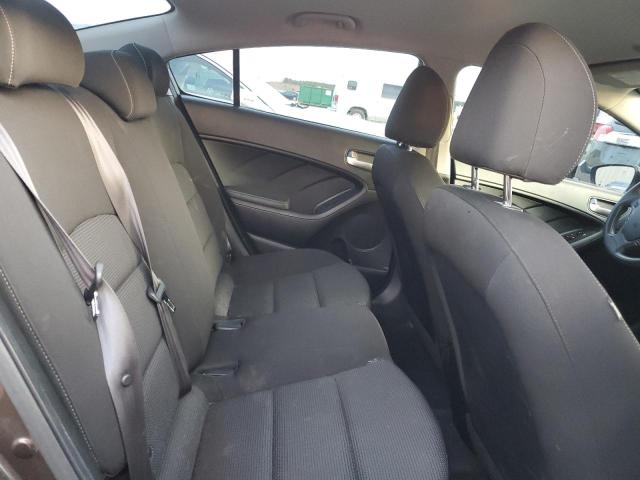 Photo 10 from auction – 2017 KIA FORTE LX with VIN 3KPFK4A79HE156516
