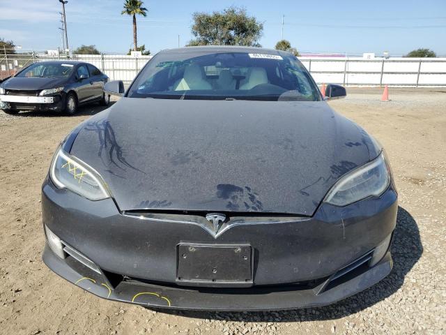 Photo 5 from auction – 2017 TESLA MODEL S with VIN 5YJSA1E27HF228676