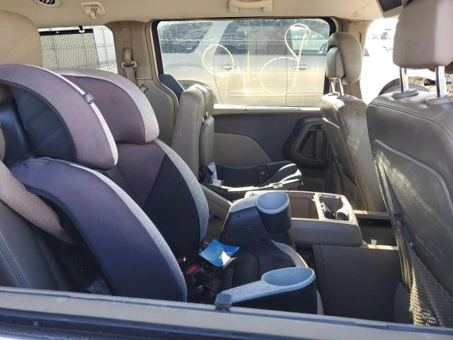 Photo 11 from auction – 2014 CHRYSLER TOWN & COU with VIN 2C4RC1CG1ER111280